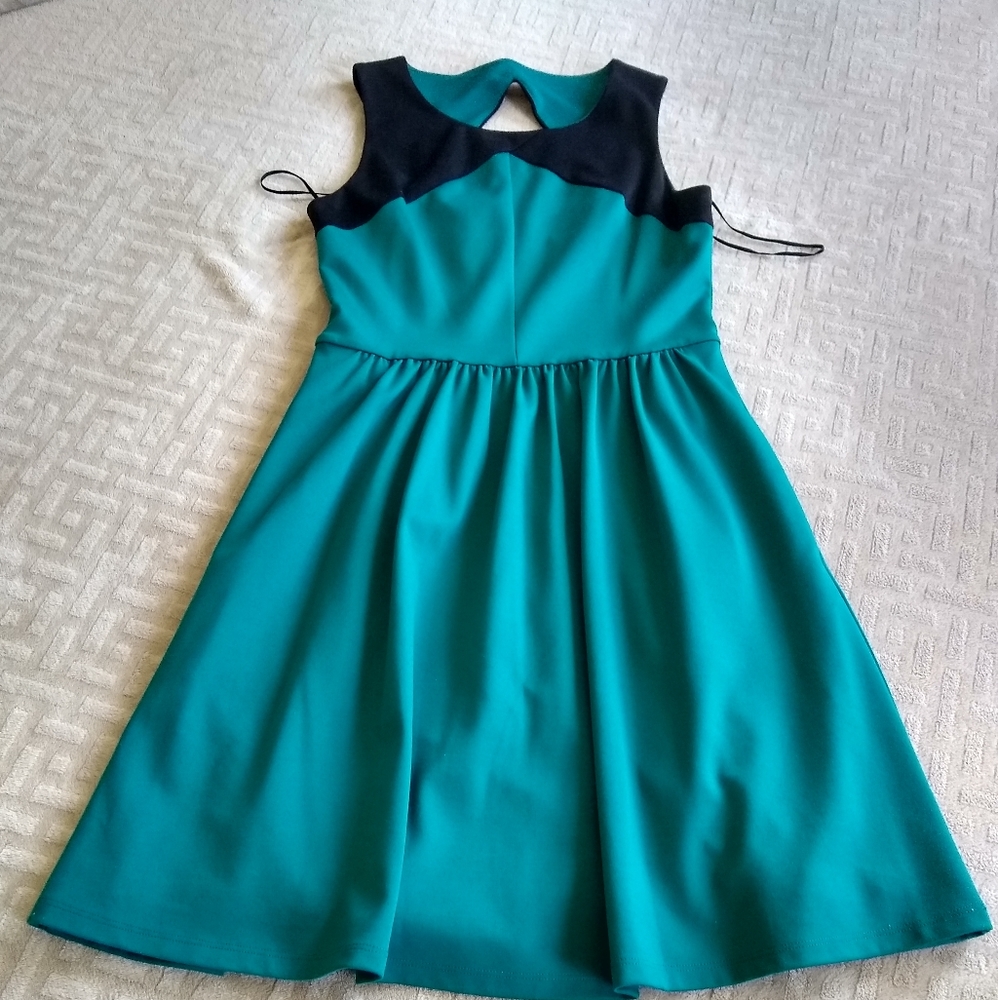 Jessica Simpson flare dress, size 4